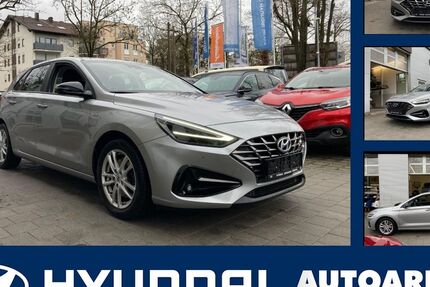 Hyundai i30 55.800 km 17.975 &euro; München 80993