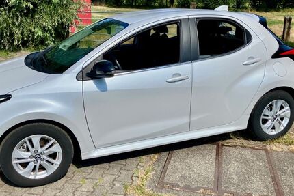 Mazda 2 Hybrid 30.500 km 17.500 &euro; Bottrop 46244