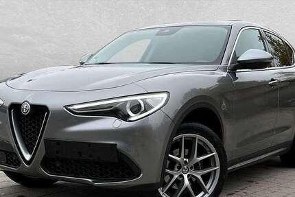 Alfa Romeo Stelvio 100.300 km 19.890 &euro; Regensburg 93059