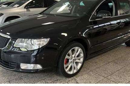 Skoda Superb 81.685 km 7.999 &euro; Wuppertal 42329