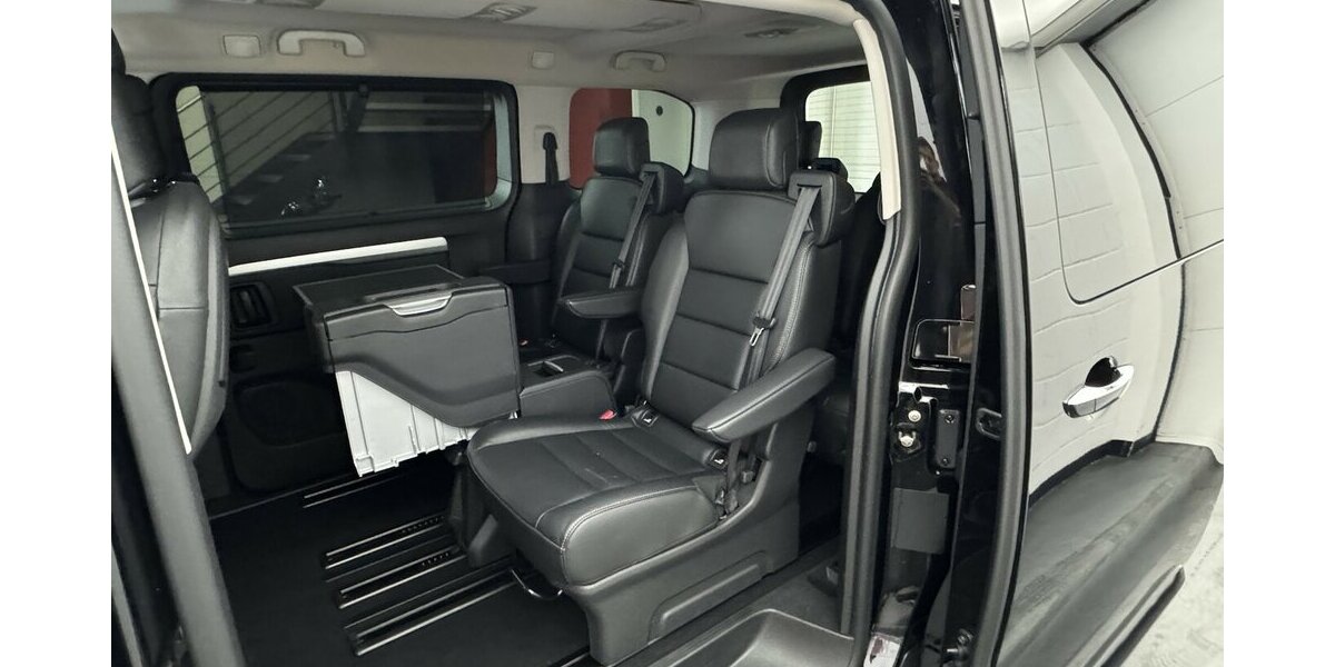 Citroen Spacetourer 136 Business Lounge M Elektro 50 kWh 43.700 km 25.620 &euro; Lich 35423