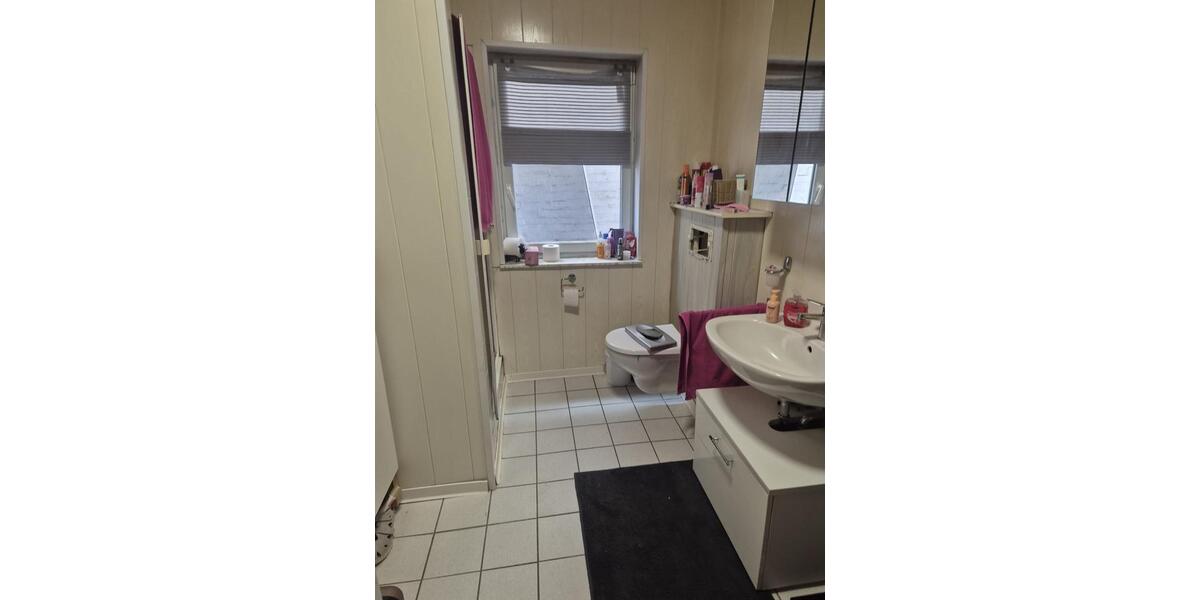 Einfamilienhaus Friedeburg - 7 Zimmer, 158 m&sup2;, 195.000&euro; | Angebot:27078651