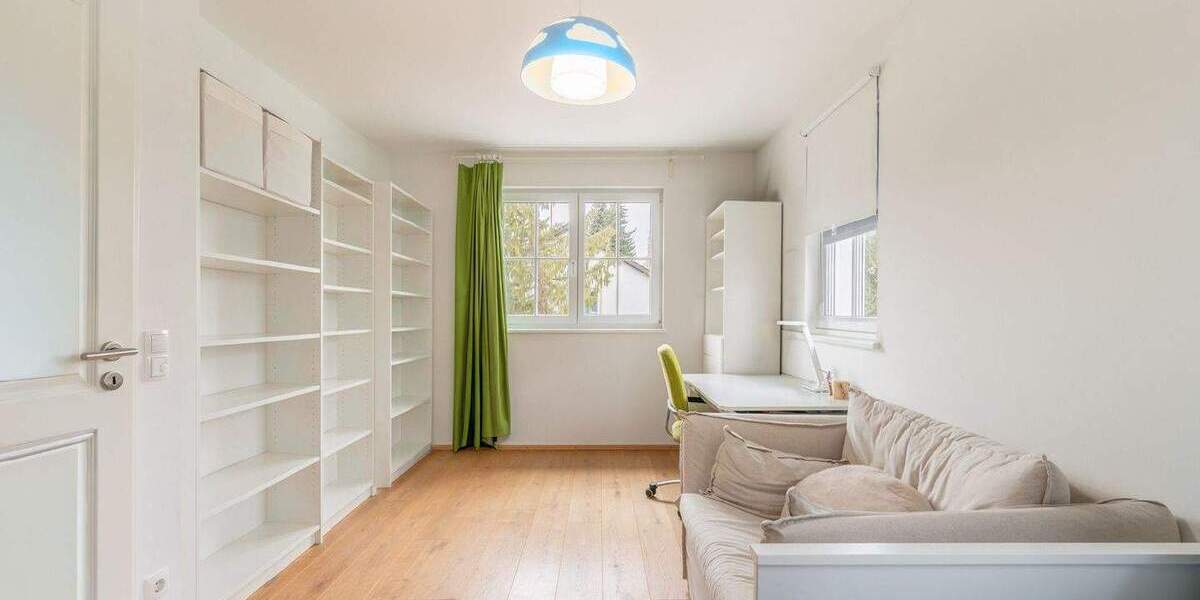 Doppelhaushälfte München Trudering-Riem - 5 Zimmer, 172 m&sup2;, 3.850&euro; | Angebot:25423408