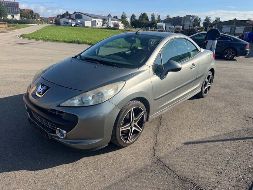 Peugeot 207 174.600 km 950 € Mittelbiberach 88441