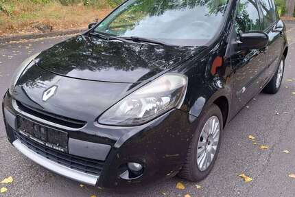 Renault Clio 160.000 km 3.590 &euro; Hauneck 36282
