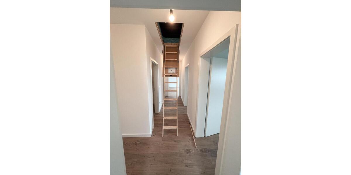 Neubau mit Balkon: Attraktive 4-Zimmer-Wohnung in Uchte 4 zimmer