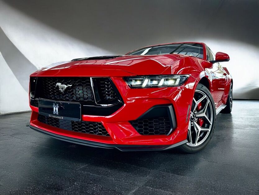 Ford Mustang 10.900 km 54.900 € Troisdorf/Spich 53842