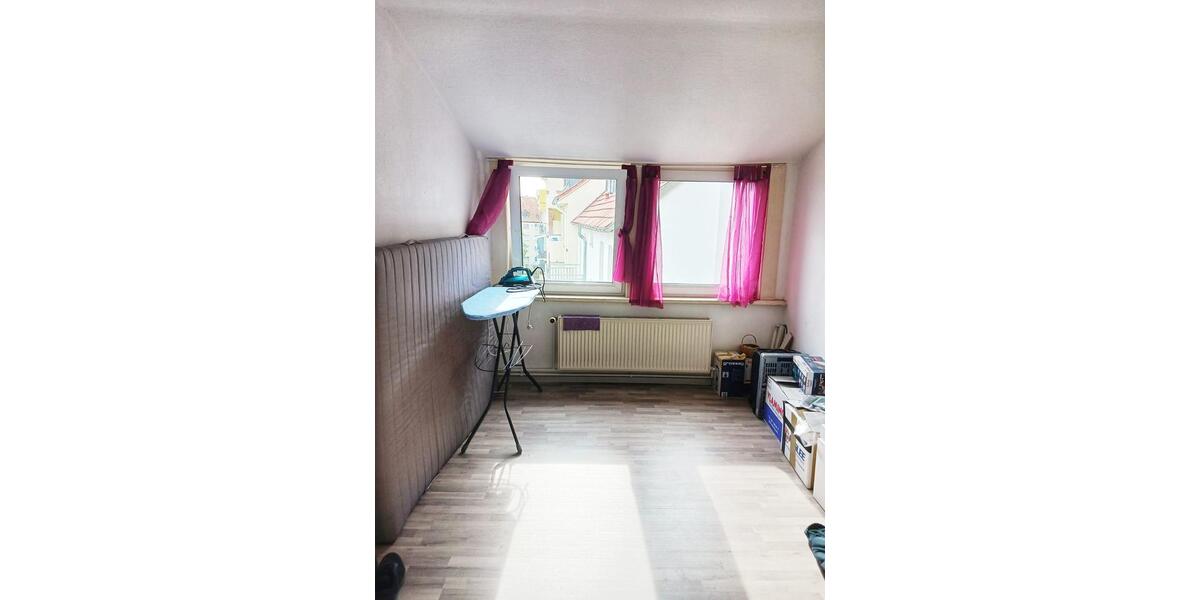 Dachgeschoßwohnung Hildesheim Himmelsthür - 3 Zimmer, 75 m&sup2;, 500&euro; | Angebot:24851351