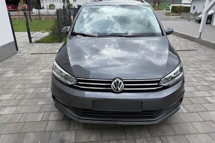 VW Touran 129.000 km 18.800 &euro; Lamspringe 31195