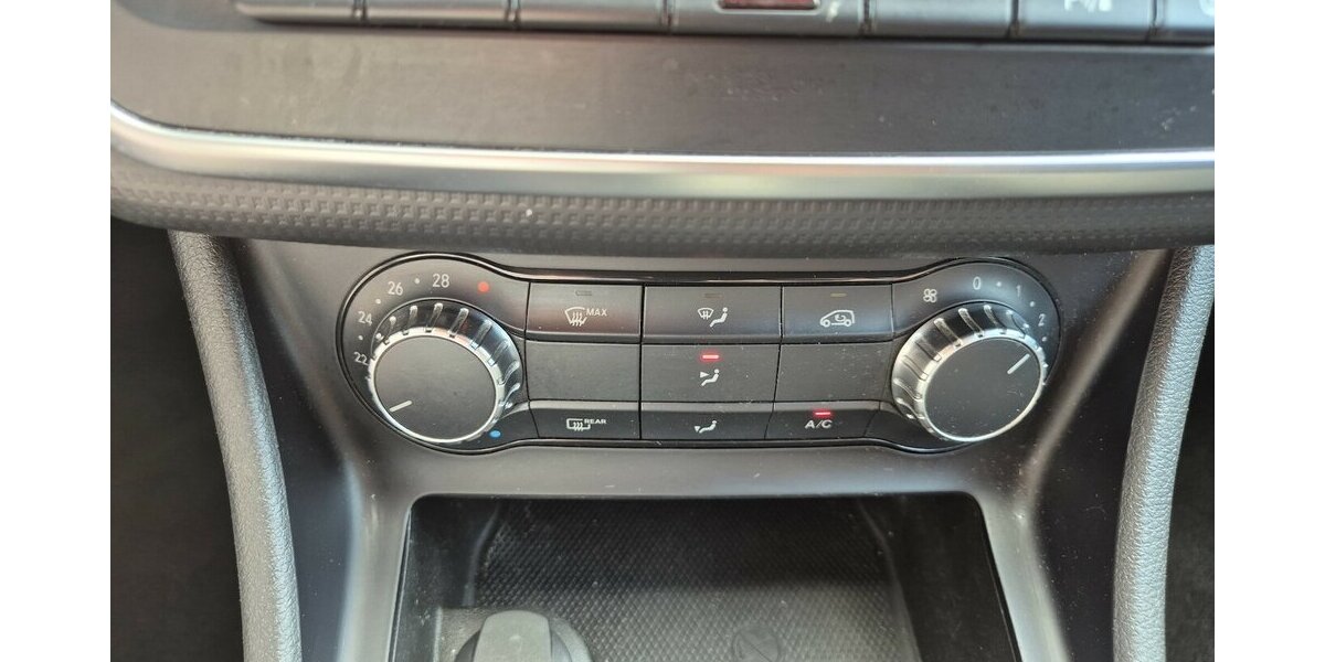 Mercedes-Benz A 180 CDI d BlueEfficiency, Navi, Klima Sitzheizun 203.750 km 6.490 &euro; Rodgau 63110