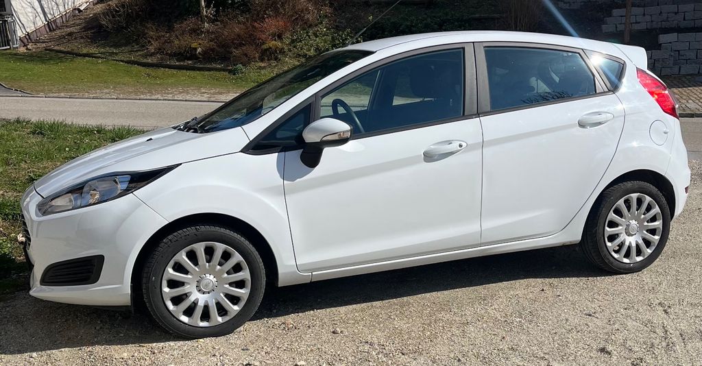 Ford Fiesta 102.000 km 6.300 &euro; Gammelsdorf 85408