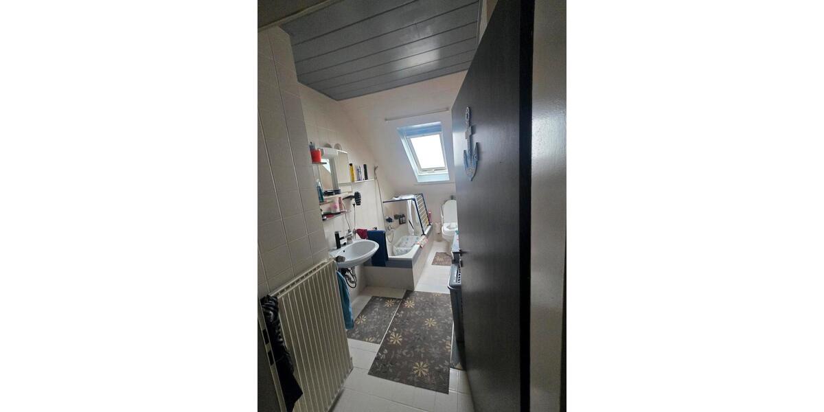 Dachgeschoßwohnung Wesendorf - 3.5 Zimmer, 101 m&sup2;, 225.000&euro; | Angebot:26786981
