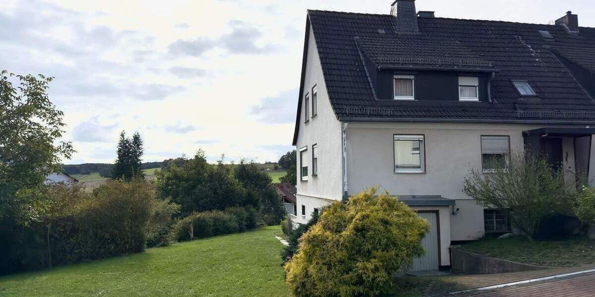 Mehrfamilienhaus, Wohnhaus Söhrewald Wattenbach - 6 Zimmer, 110 m&sup2;, 185.000&euro; | Angebot:25670896