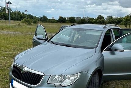 Skoda Superb 268.000 km 4.900 &euro; Schwerin 19061