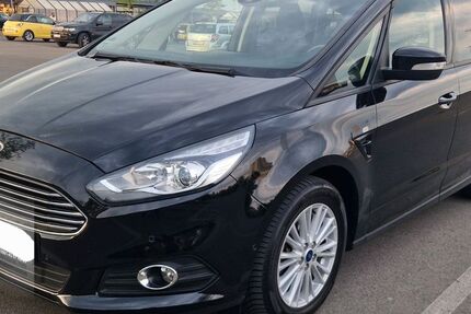 Ford S-Max 96.000 km 14.890 &euro; Schweinfurt 97424