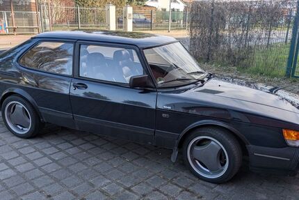 Saab 900 293.500 km 12.900 &euro; Schönefeld 12529