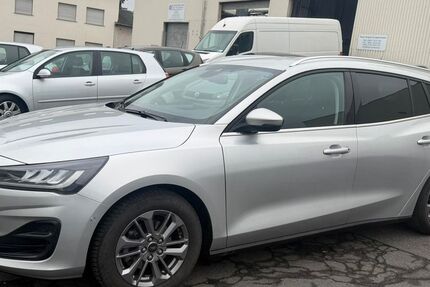 Ford Focus 42.200 km 18.400 &euro; Mayen 56727