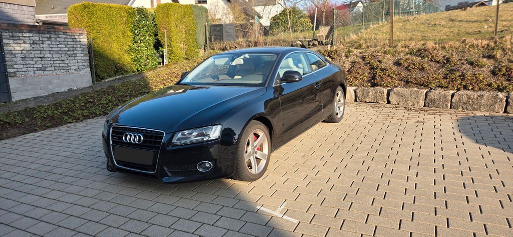 Audi A5 195.000 km 11.500 &euro; Siegen 57072
