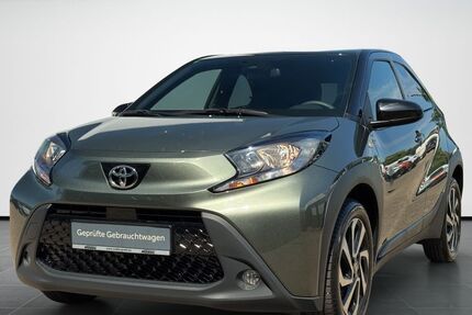 Toyota Aygo (X) 15.300 km 15.490 &euro; Hannover 30177