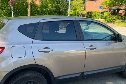 Nissan Qashqai 157.000 km 5.990 € Hamburg 22297
