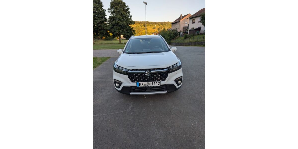 Suzuki (SX4) S-Cross 17.000 km 21.000 &euro; Beverungen 37688