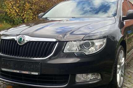 Skoda Superb 242.985 km 8.000 € Duderstadt 37115