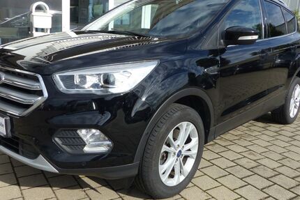 Ford Kuga 154.253 km 13.800 € Burgau 89331
