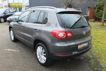 VW Tiguan TEAM orig.ATM ca 52 tkm XENON AHK PARKPILOT 112.432 km 10.398 &euro; Köln 50858