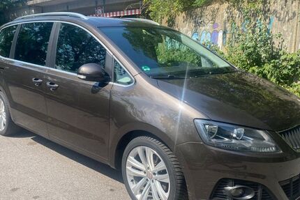 Seat Alhambra 196.234 km 9.000 &euro; Hamburg 22115