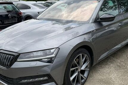 Skoda Superb 221.058 km 15.990 &euro; Braunschweig 38122