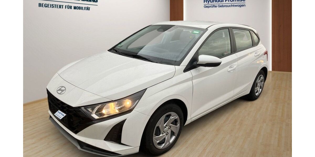 Hyundai i20 18.424 km 17.794 &euro; Landau 76829