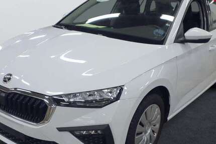Skoda Scala 28.000 km 20.640 &euro; Wackersdorf 92442