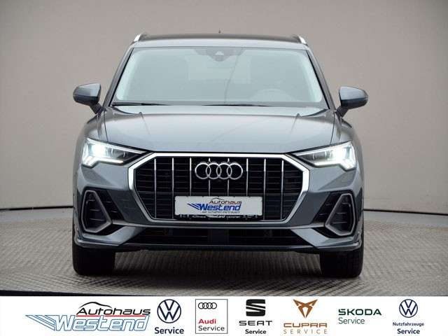 Audi Q3 82.374 km 28.880 &euro; München 80686