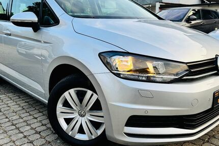 VW Touran 55.324 km 16.950 &euro; Mannheim 68307