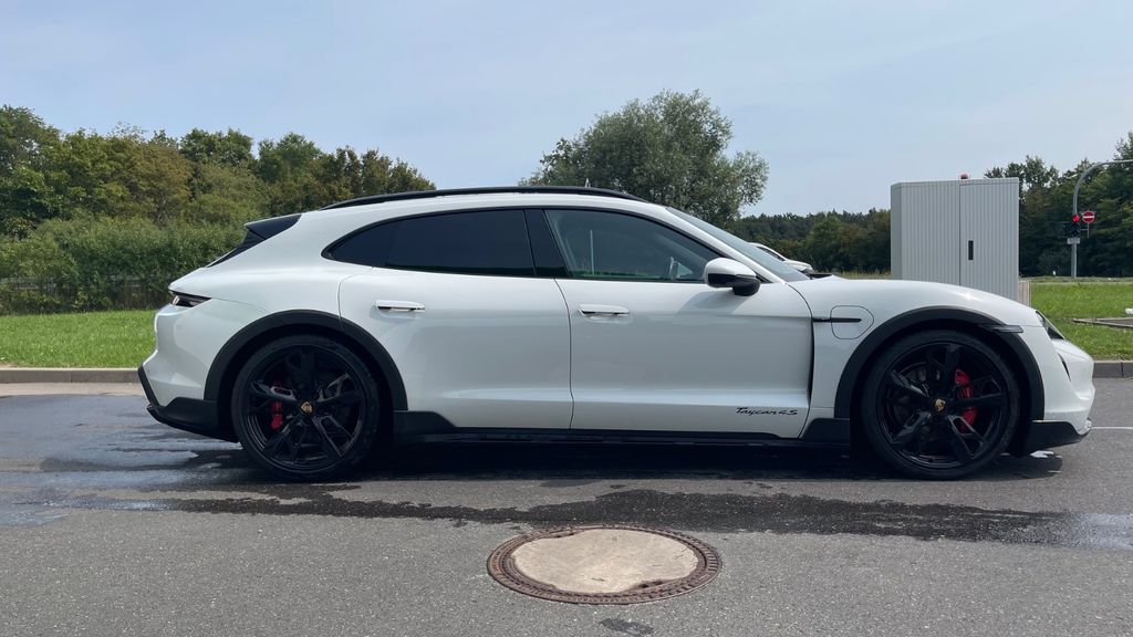 Porsche Taycan 69.500 km 60.000 &euro; Nürnberg 90453