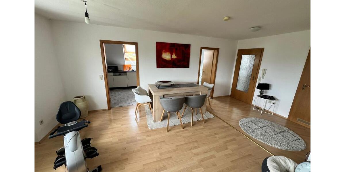 Dachgeschoßwohnung Neresheim - 2.5 Zimmer, 70 m&sup2;, 670&euro; | Angebot:26398184