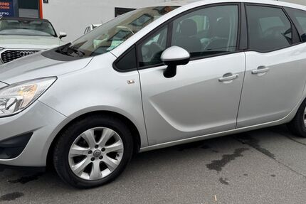 Opel Meriva 139.000 km 5.599 € Frankfurt am Main 60314