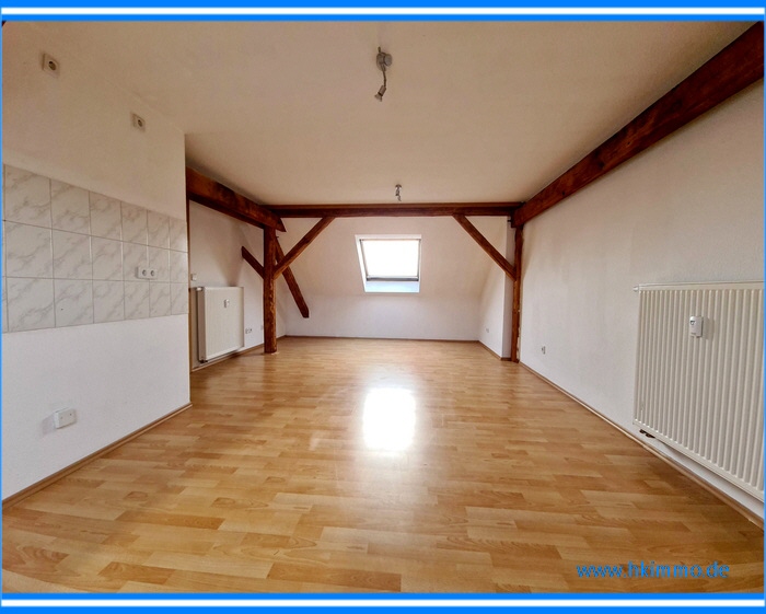 3-Raumwohnung unterm Dach in KöthenAnhalt - Einbauküche ist dabei - Gartenhaus optional - Etagenwohnung Köthen | Angebot:25568880