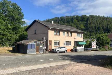 Attraktives Wohn-& Geschäftshaus in zentraler Lage von Türkismühle 7 zimmer