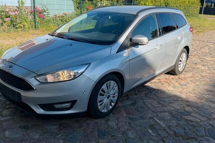 Ford Focus 333.000 km 3.250 &euro; Löwenberger Land OT Teschendorf 16775
