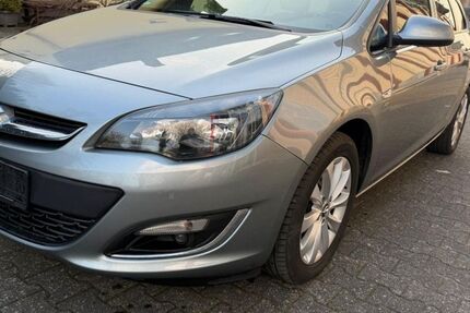 Opel Astra 180.000 km 3.999 &euro; Paderborn 33100