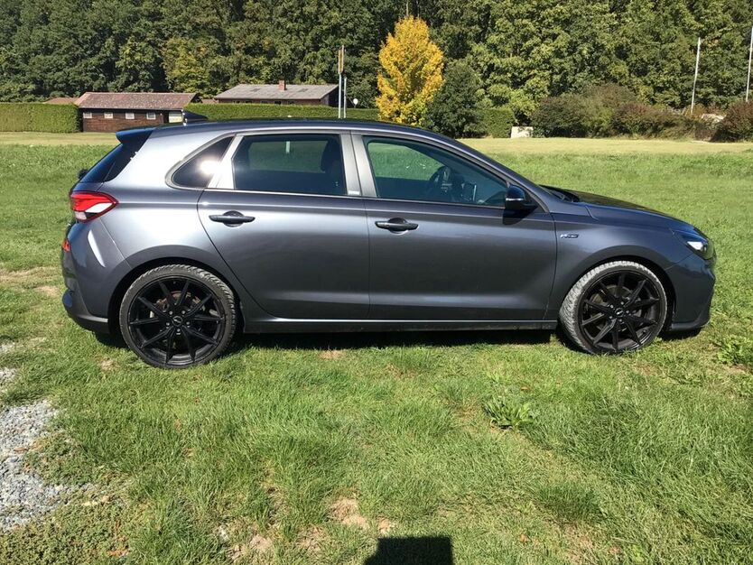Hyundai i30 46.597 km 17.600 € Michelau 96247