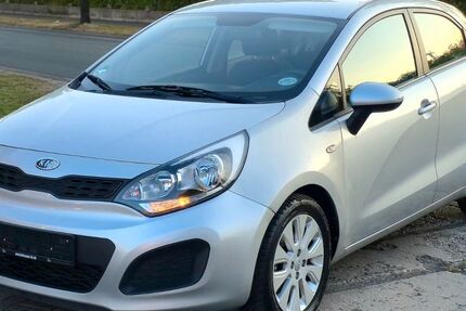 Kia Rio 195.000 km 3.850 &euro; Ahlen 59229
