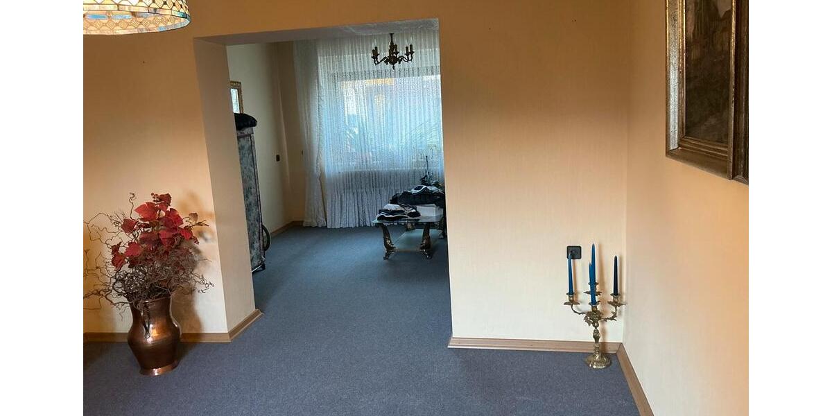 Reihenhaus Püttlingen - 8 Zimmer, 170 m&sup2;, 264.000&euro; | Angebot:25962423