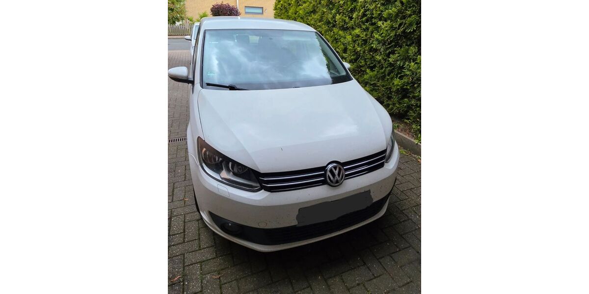 VW Touran 234.000 km 6.800 &euro; Melle 49328