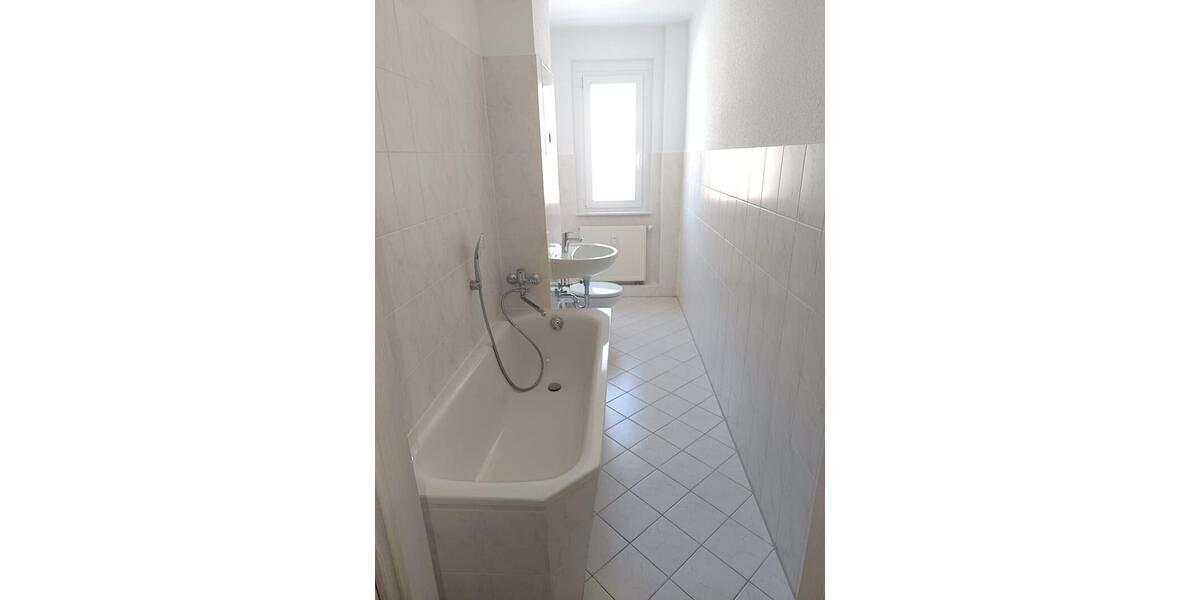 Etagenwohnung Treuen - 3 Zimmer, 62 m&sup2;, 370&euro; | Angebot:25324477