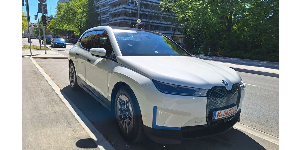 BMW iX 48.284 km 47.900 &euro; Reischach 84571