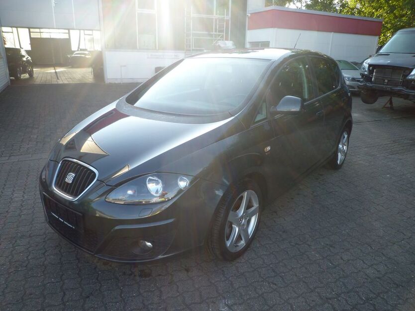 Seat Altea 163.000 km 9.299 € Bad Bergzabern 76887