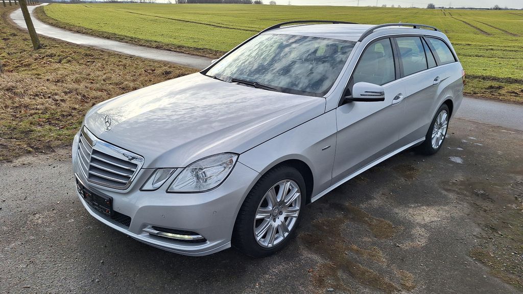 Mercedes-Benz E 300 95.350 km 16.490 &euro; Klein Schwaß 18198