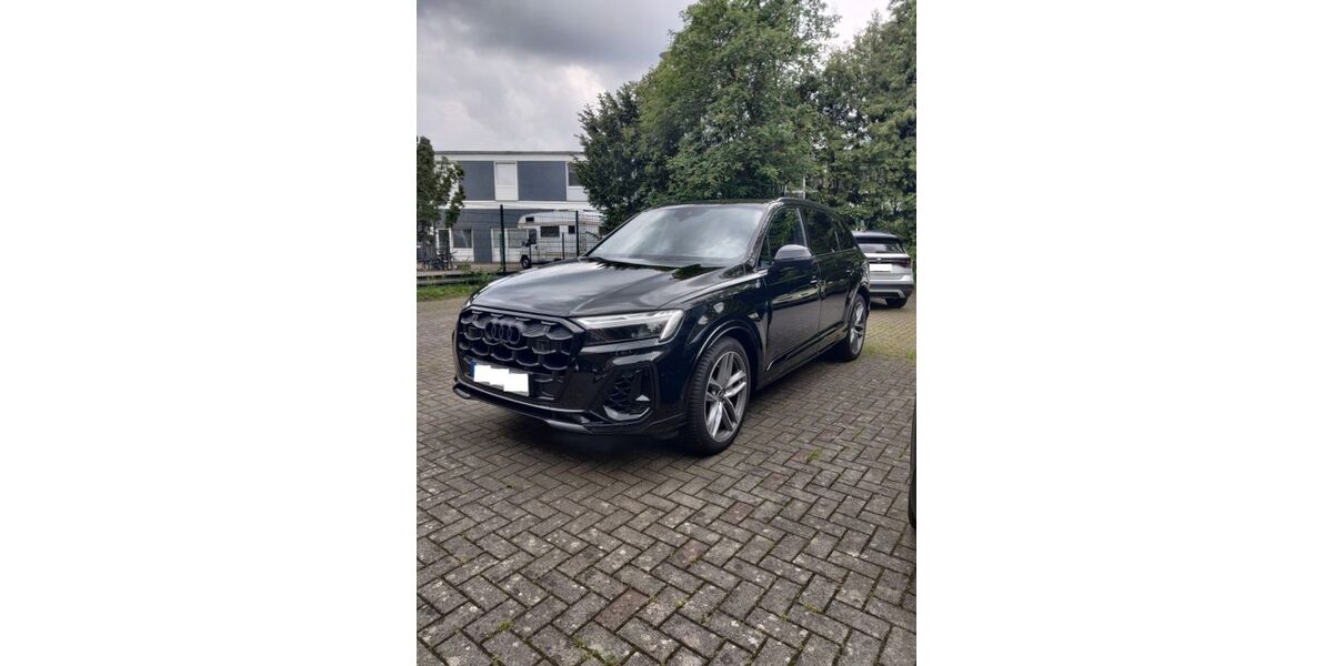 Audi Q7 30.600 km 67.900 &euro; Bremen 28207